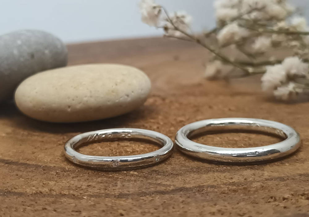 Alianzas en plata de primera ley y circonitas creación de Ana Sandoval Joyas