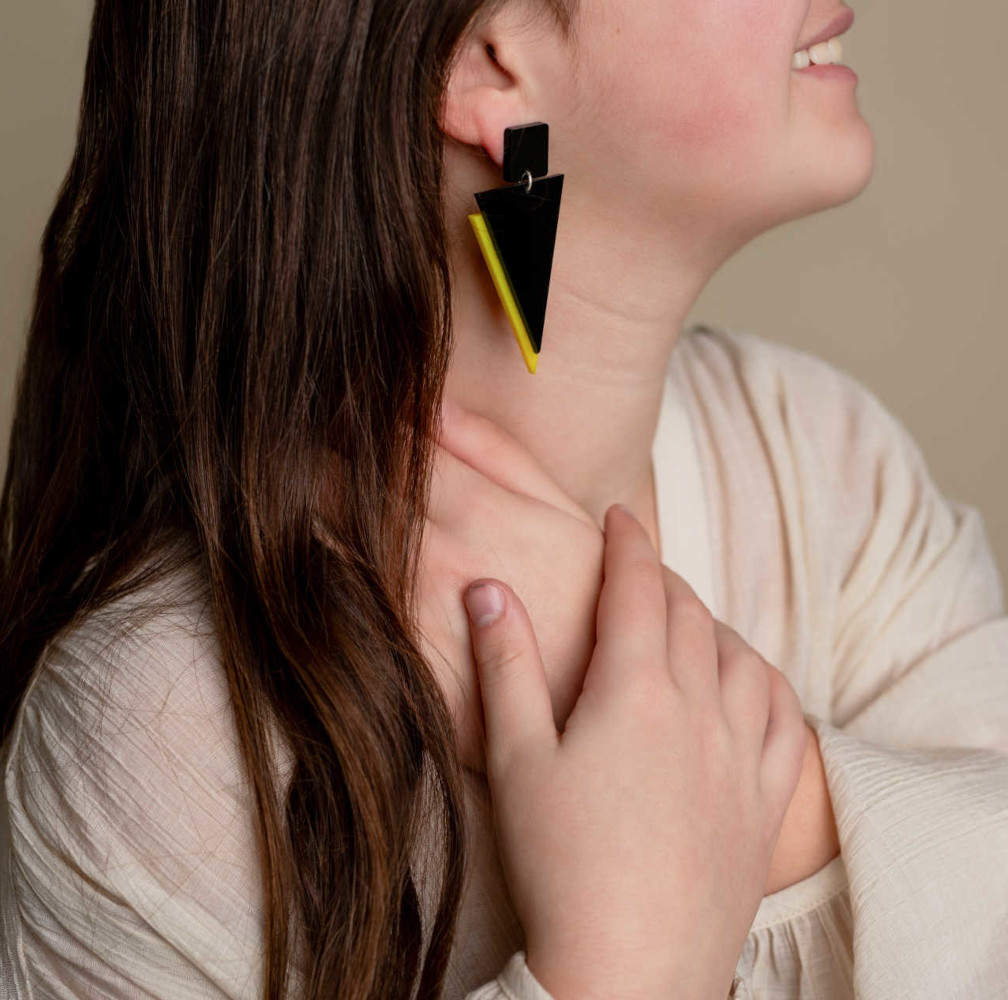 Modelo con pendientes Triángulo en metacrilato