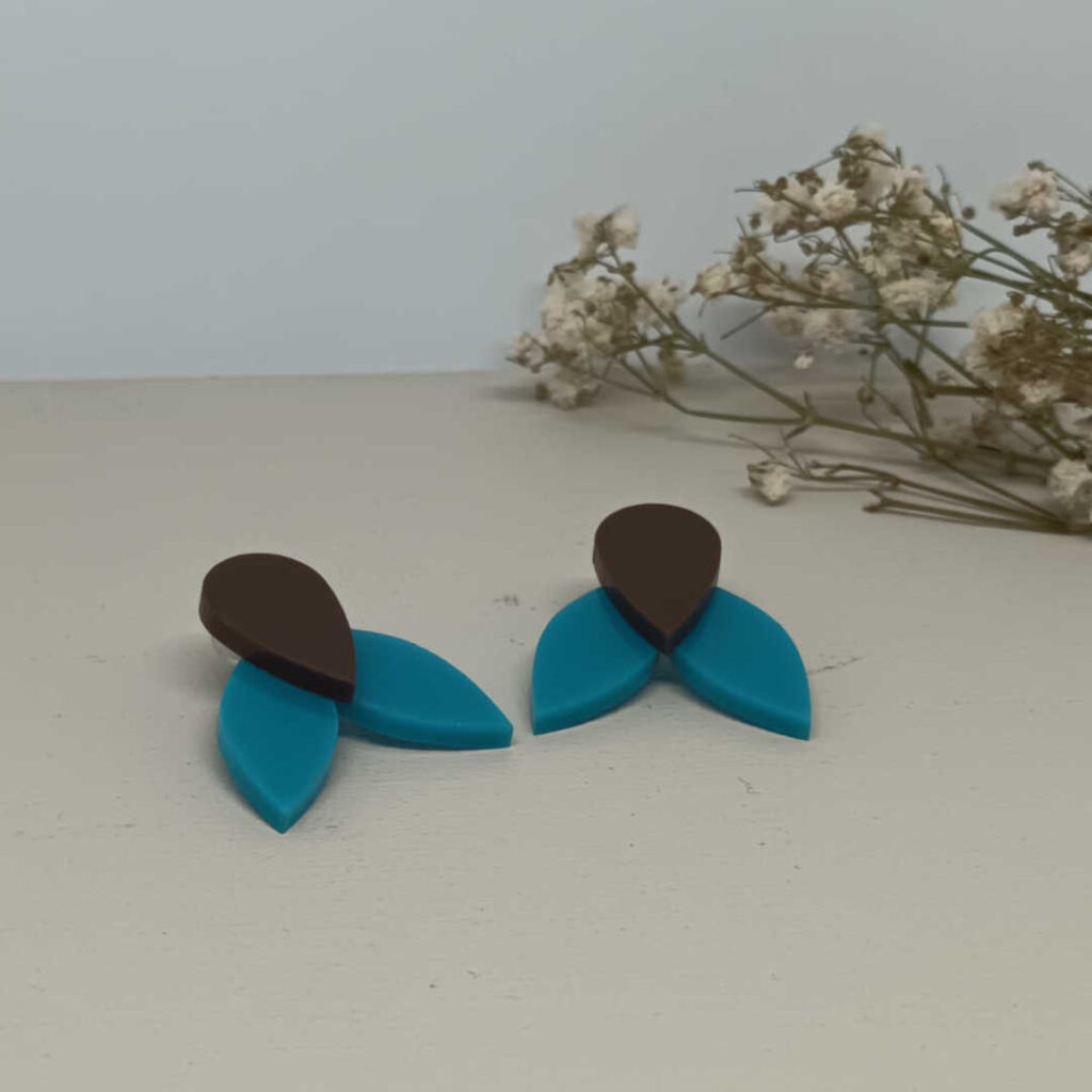 Pendientes Pétalos colore azul y negro