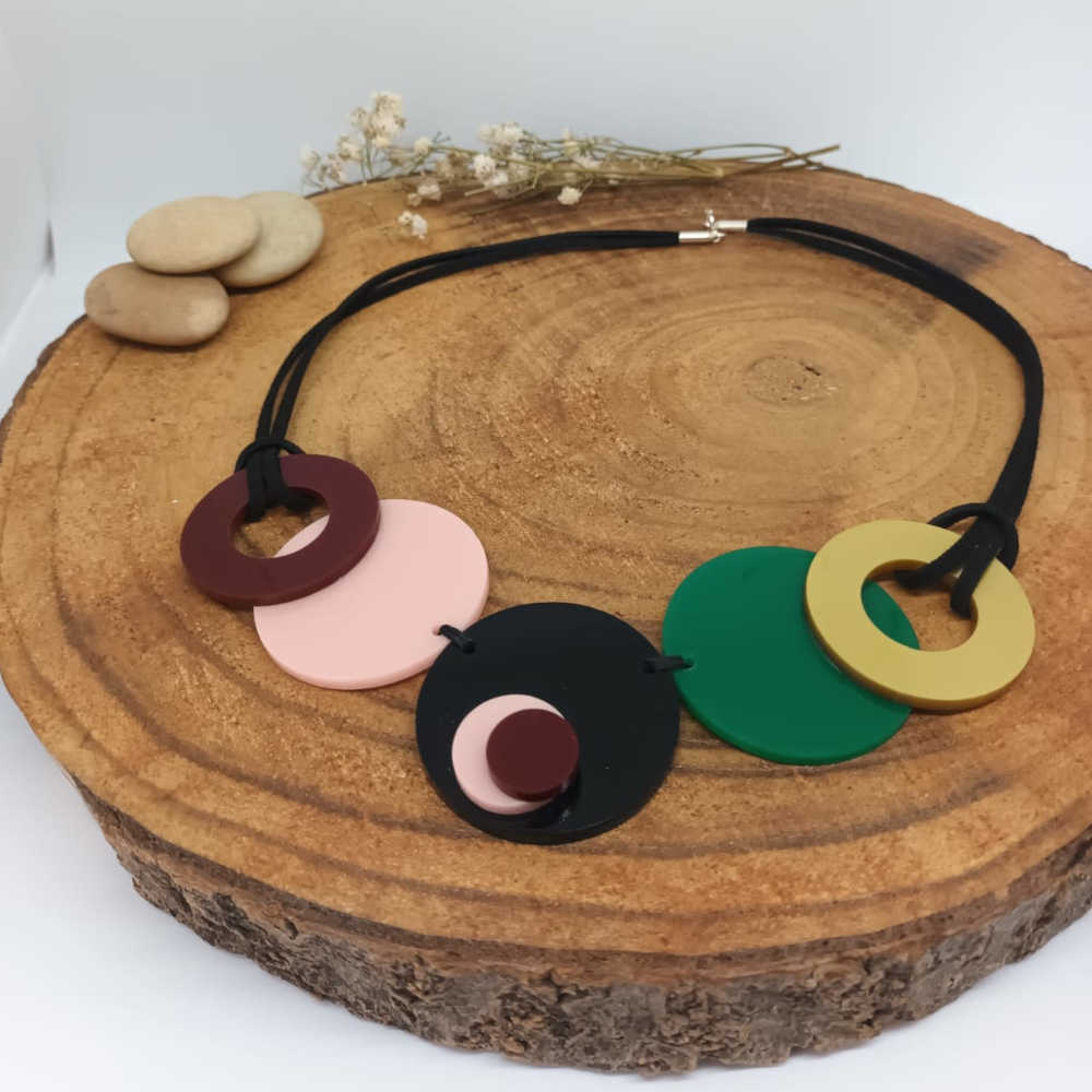 Collar Circle Negro 2, variedad del collar Circle