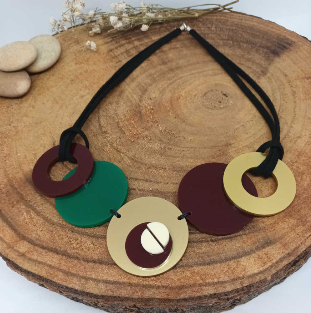 Collar Circle Dorado 2.1, versión del collar Circle Dorado